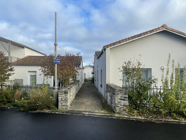 Venelle au coeur du quartier de La Grande Fosse © CAUE79