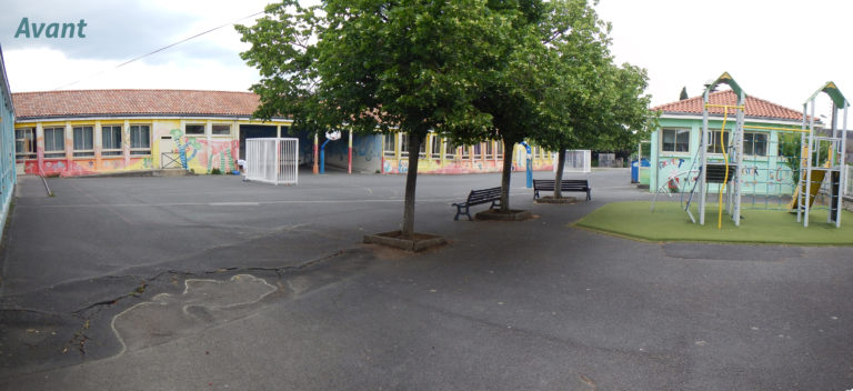 La cour avant : création d’îlot de fraîcheur - © N. Cognard